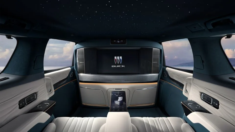 2023 Buick GL8 Century