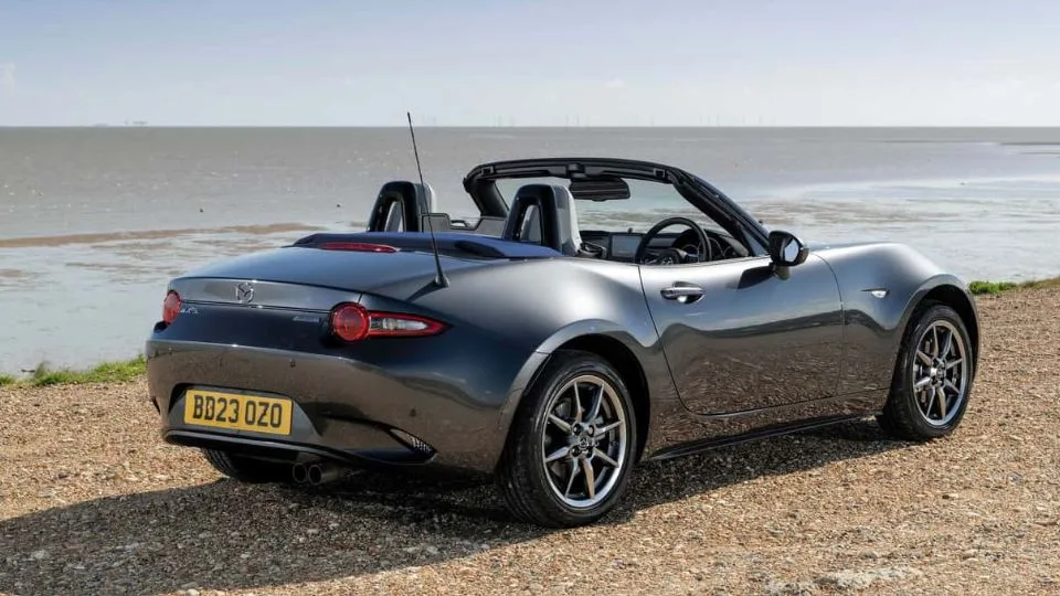 مزدا MX-5 کیزونا
