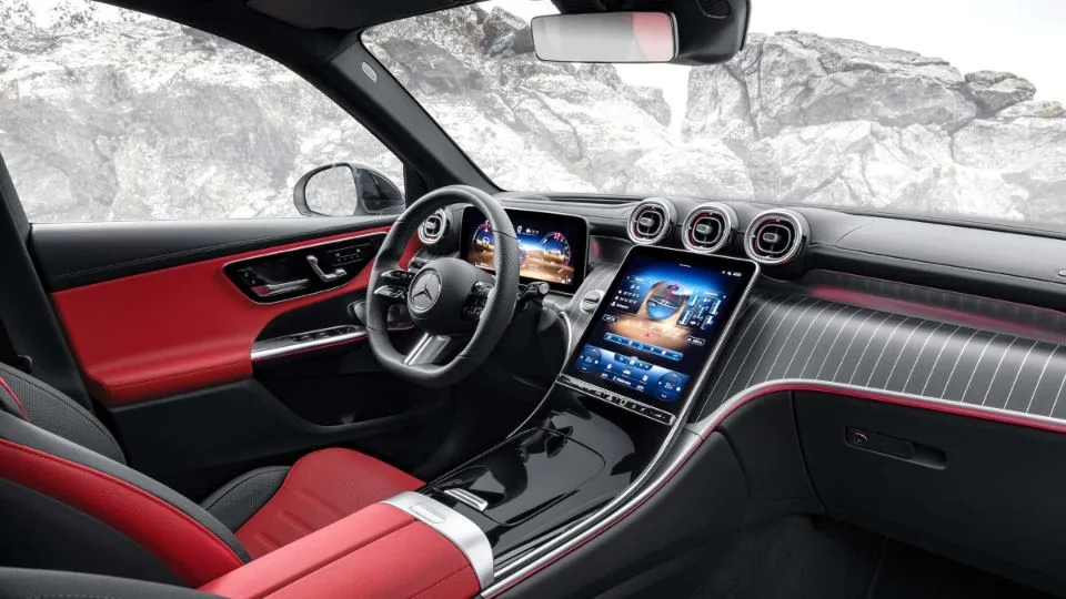 2025 مرسدس بنز GLC350e فورماتیک