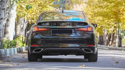 تجربه رانندگی با لکسوس ES350 مدل 2021