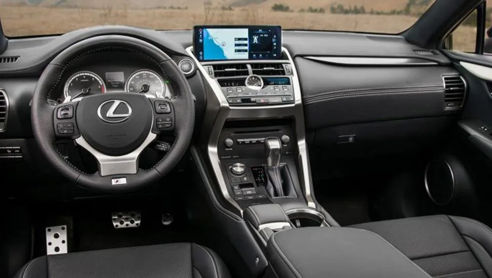 کابین لکسوس NX مدل 2021