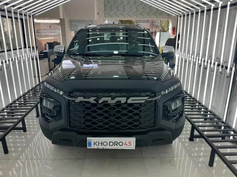 نمای روبهروی کی ام سی T9 نمای روبهروی کی ام سی T9
