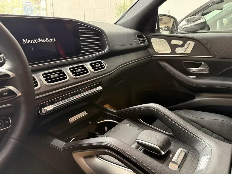 نمایشگر دیجیتال مرسدس بنز GLE ۴۵۰ کوپه ۲۰۲۶ نمایشگر دیجیتال مرسدس بنز GLE ۴۵۰ کوپه ۲۰۲۶