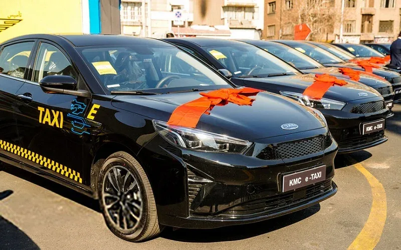 کی ام سی EJ7 تاکسی برقی تهران کی ام سی EJ7 تاکسی برقی تهران
