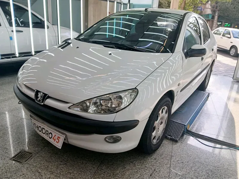نمای جلو پژو ۲۰۶ SD V9 نمای جلو پژو ۲۰۶ SD V9