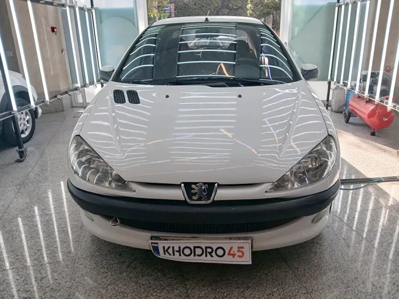 نمای جلو پژو ۲۰۶ SD V9 نمای جلو پژو ۲۰۶ SD V9