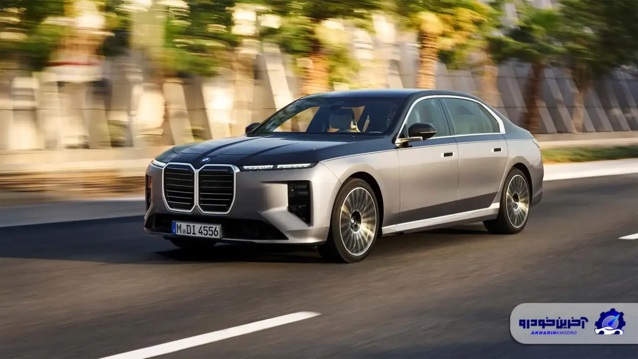 ب ام و M۷۶۰ xDrive معرفی شد؛ بازگشت موتور V۸ با قدرت ۵۷۰ اسب بخار