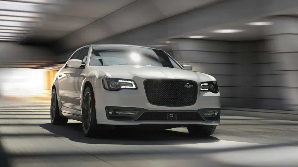 معرفی کرایسلر 300C