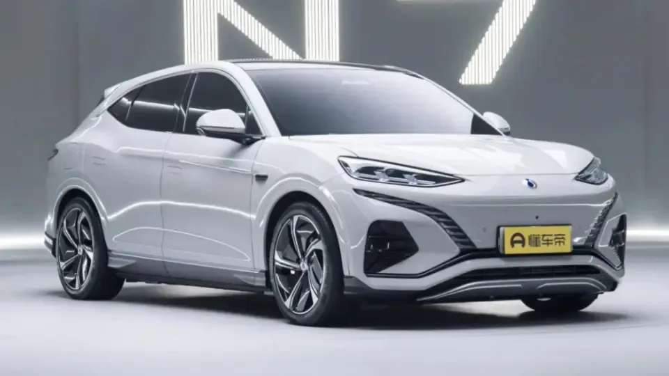 کراس‌اور BYD دنزا N7