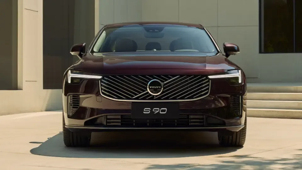 بررسی ولوو اس 90 پلاگین هیبرید آفتاب خودرو (Volvo S90)