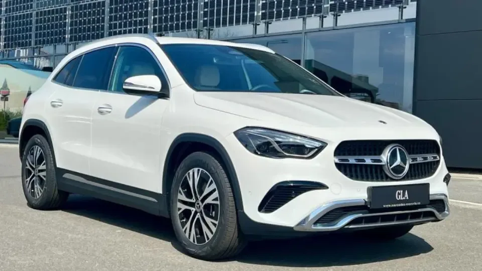 بررسی مرسدس بنز GLA وارداتی کیان خودرو