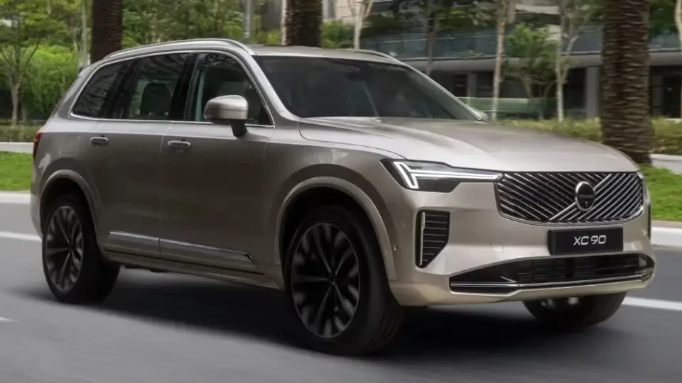 بررسی ولوو XC90 آفتاب خودرو