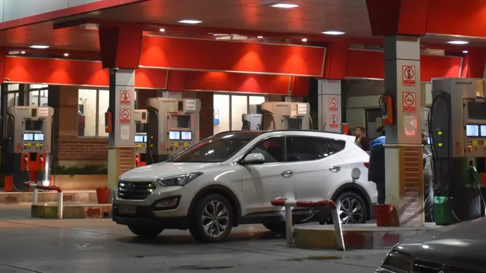 صدور کارت سوخت برای خودروهای وارداتی