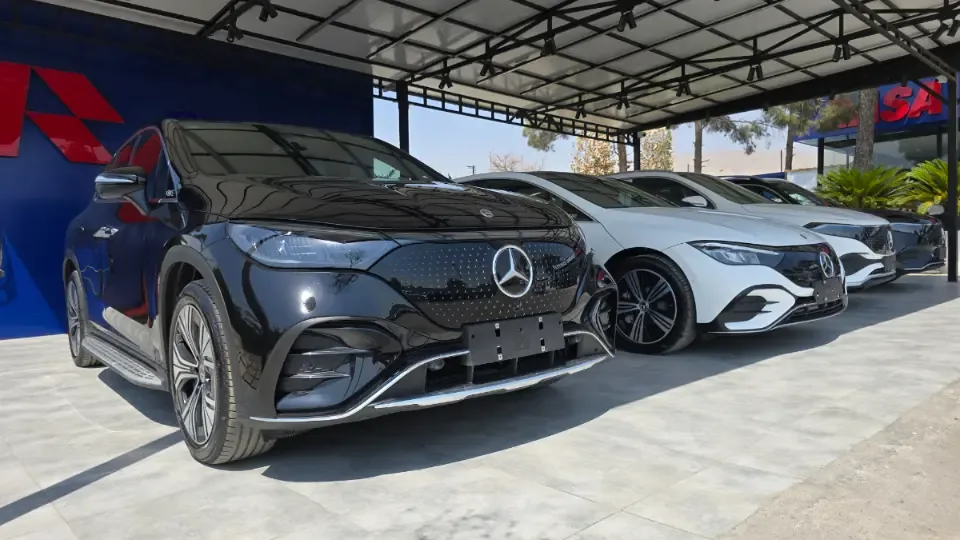 بررسی مرسدس بنز EQE SUV برقی راسا موتور