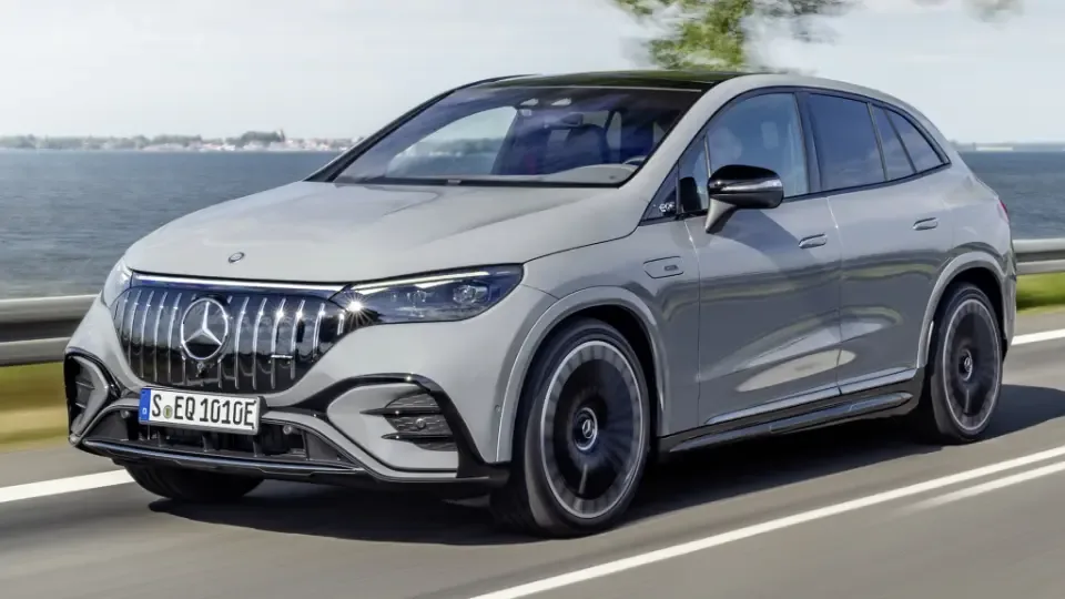 کراس اور برقی مرسدس EQE SUV