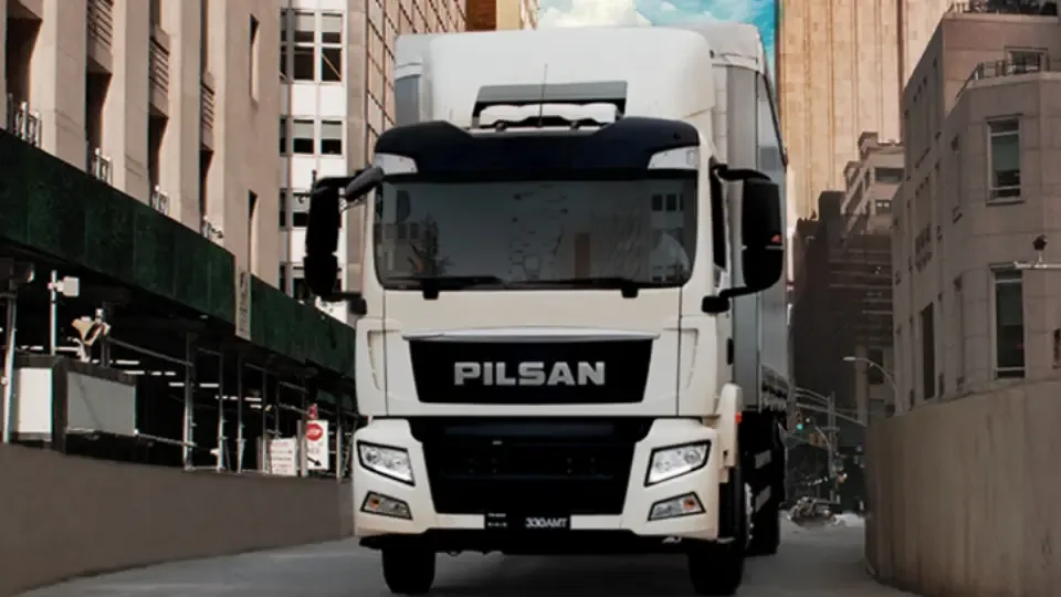 معرفی کامیون پیلسان C5-330R 4x2