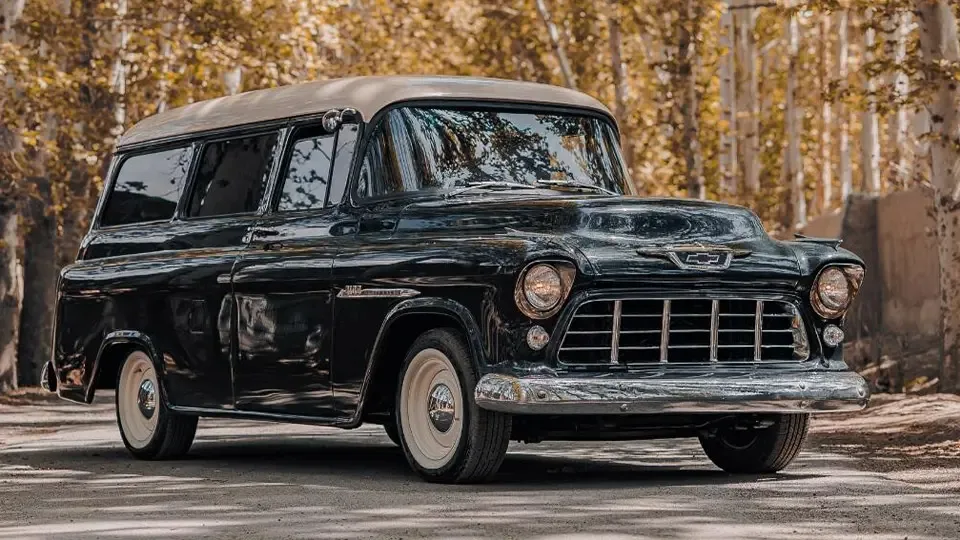 شورولت سابربن 1955؛ عتیقه‌ای جذاب در بازار ایران