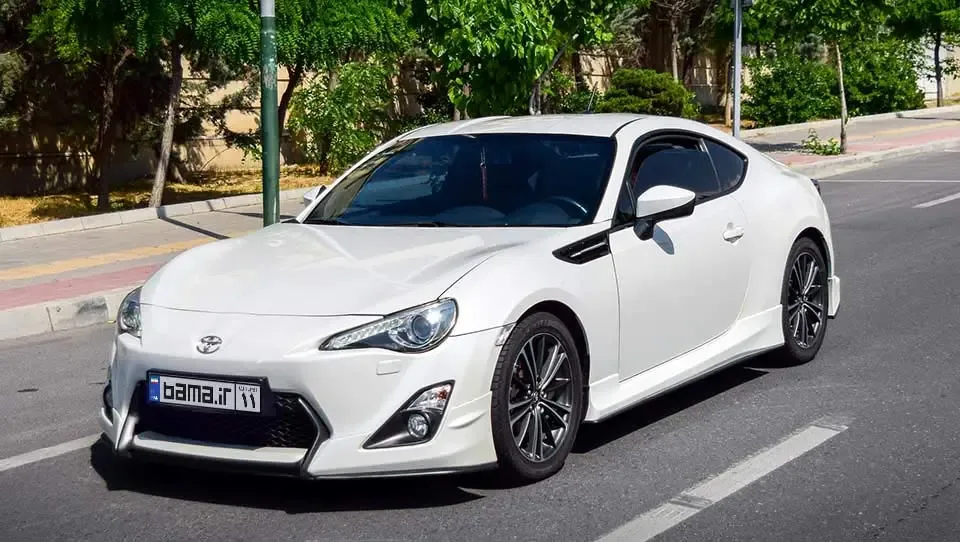 تست و بررسی تویوتا GT86