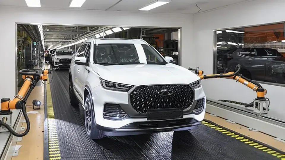 مونتاژکاران در مظان اتهام