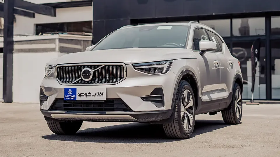 بررسی ولوو ایکس سی 40 آفتاب خودرو (Volvo XC40)