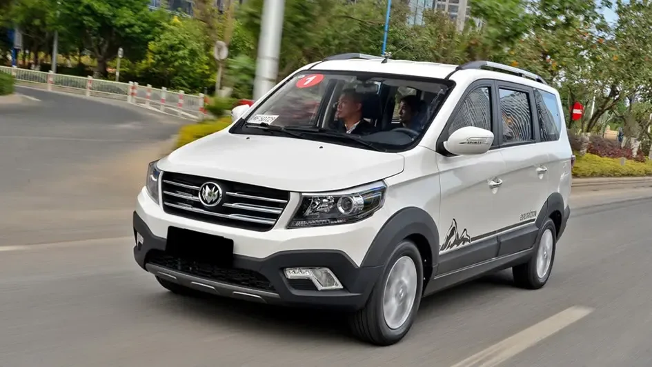 ماشین کیتون V60: قیمت، مشخصات فنی و عکس
