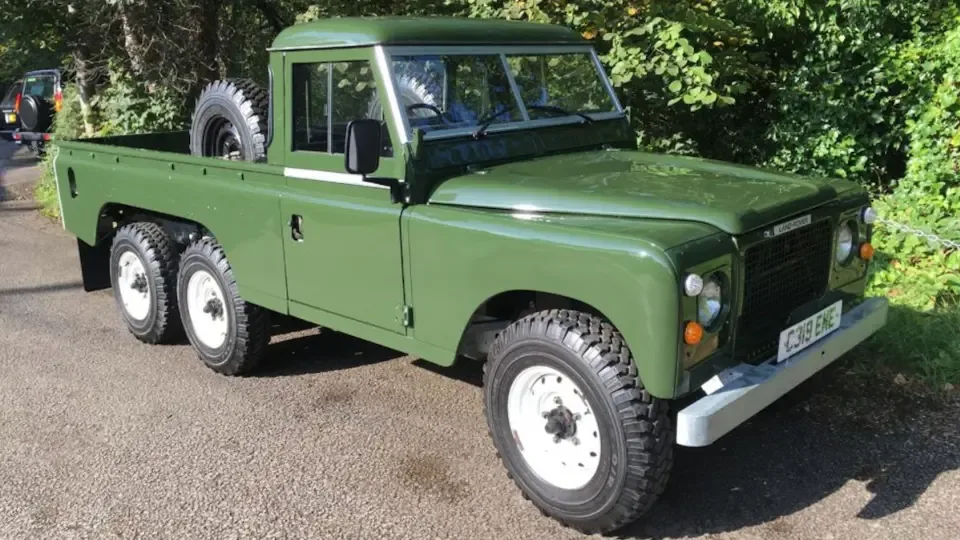 نگاهی به لندرور AMG 6×6