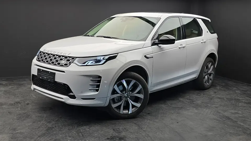 بررسی لندرور دیسکاوری اسپرت وارداتی راسا موتور خاورمیانه (Land Rover Discovery Sport)