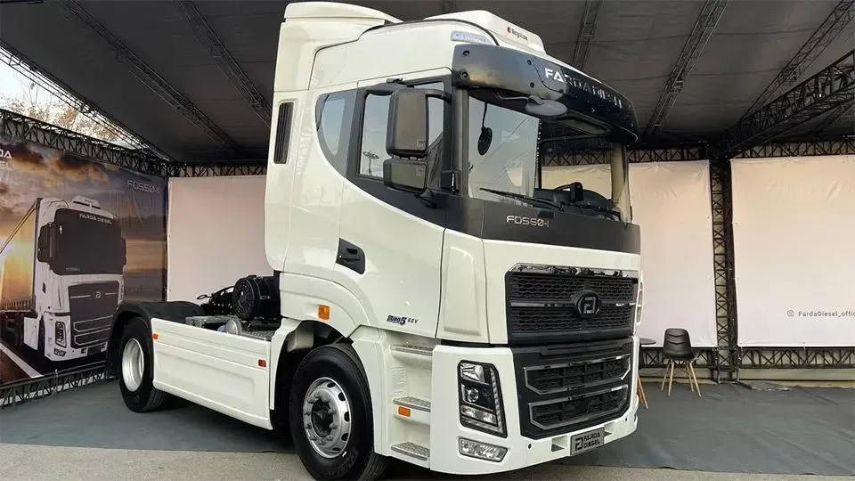 بررسی کامیون کشنده فردا دیزل FD560 تک محور