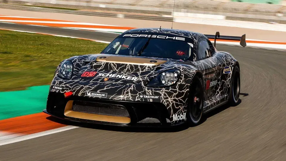 معرفی پورشه 718 کیمن GT4 ePerformance