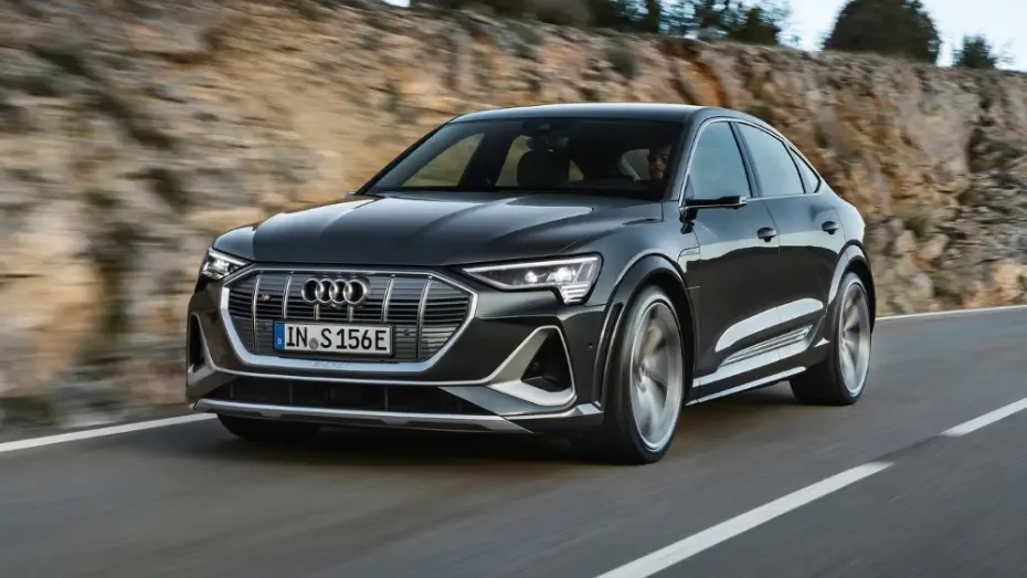 معرفی آئودی e-tron S