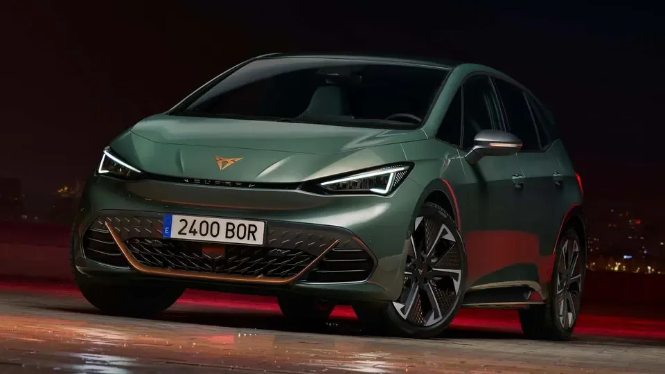 2024 کوپرا بورن VZ