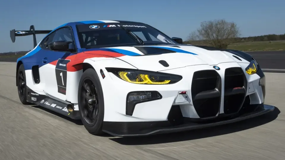 رونمایی از ب‌ام‌و M4 GT3