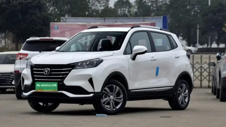 بررسی اف ام سی B311 فردا موتور (چانگان CS15)