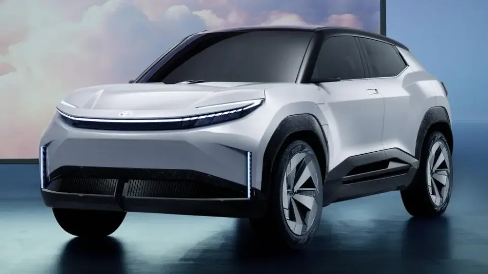 معرفی تویوتا Urban SUV