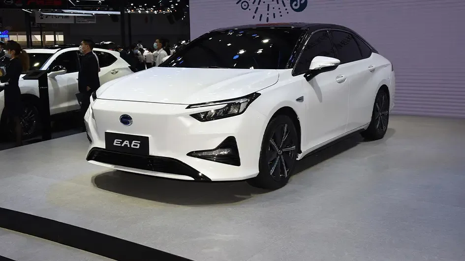 سدان تمام برقی گک EA6