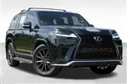 امیر تجارت سپنتا موفق به دریافت گواهی تأیید نوع برای لکسوس LX600 F Sport شد