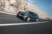 بی‌ام‌و سری ۳ و i3 با پکیج قطعات فیبر کربنی M پرفورمنس ارتقا می‌یابند