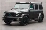 جنون فیروزه‌ای و کربنی منصوری در جدیدترین مرسدس G کلاس به اوج خود رسید