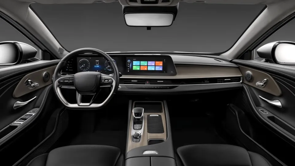 فونیکس آریزو 8 هیبرید (Z8 PHEV)
