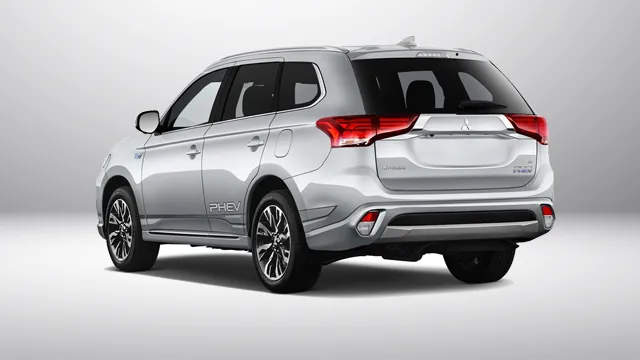 میتسوبیشی اوتلندر PHEV