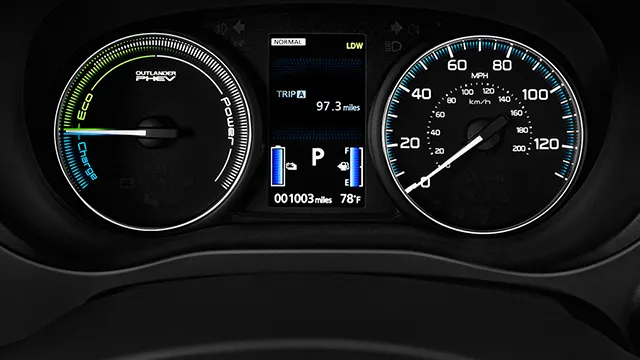 میتسوبیشی اوتلندر PHEV
