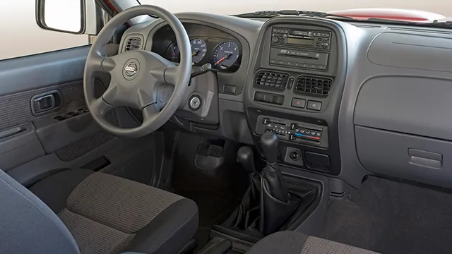 نیسان پیکاپ دو کابین