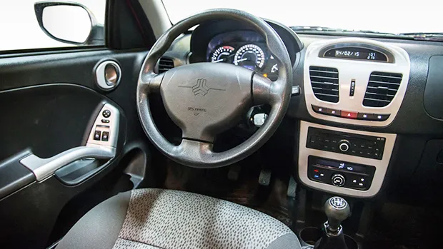 ساینا SX دنده ای