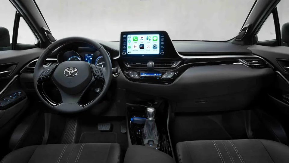 تویوتا C-HR هیبرید